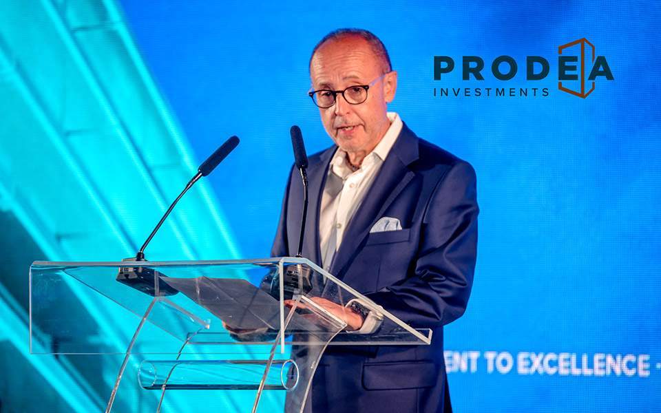 Καρυτινός (PRODEA): «Να μην πουλάμε τόσο φθηνά το καλό οικόπεδο που είναι η χώρα μας»