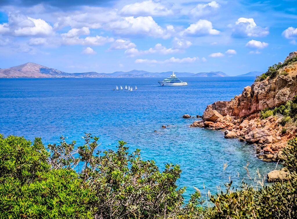 Ανατροπή με τους καύσωνες το καλοκαίρι του 2025: Η επίσημη θέση της ΕΜΥ
