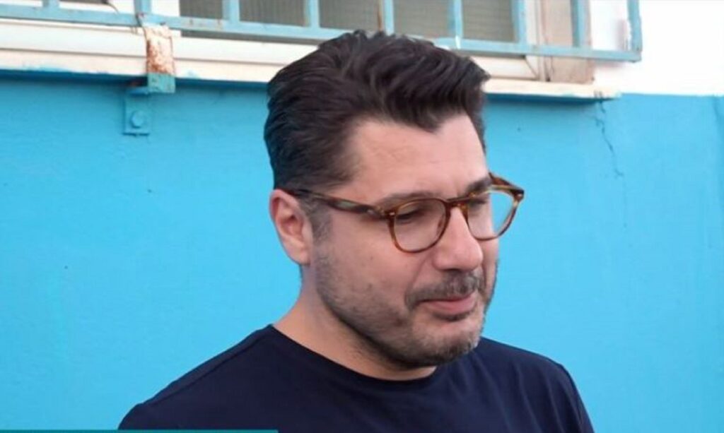 Λάμπρος Κωνσταντάρας