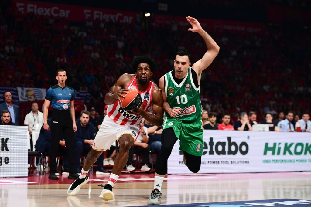 LIVE Oλυμπιακός – Παναθηναϊκός 45-38 (Γ’ Δεκάλεπτο): Για τίτλο οι «κόκκινοι», για break οι «πράσινοι»