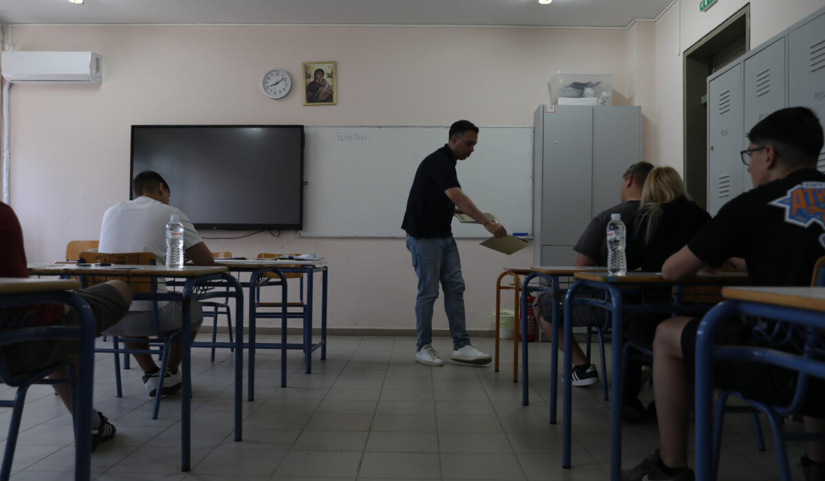 Πανελλήνιες 2025: Πότε βγαίνουν οι βαθμοί και οι βάσεις