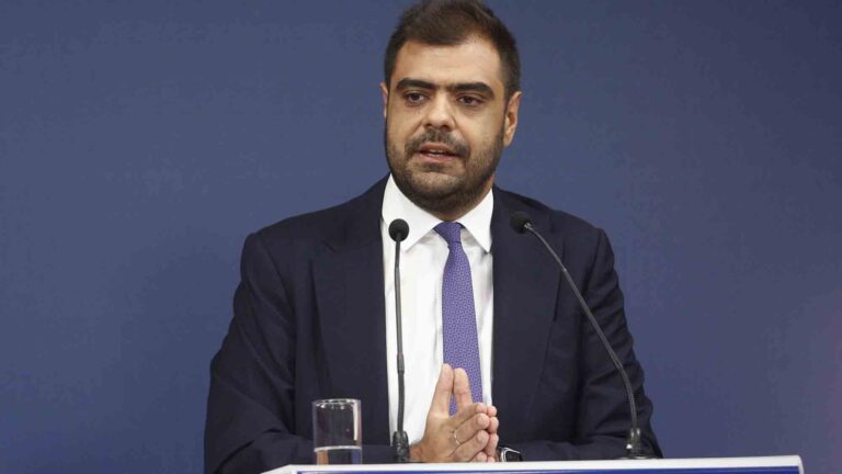 &Pi;&alpha;ύ&lambda;&omicron;&sigmaf; &Mu;&alpha;&rho;&iota;&nu;ά&kappa;&eta;&sigmaf;