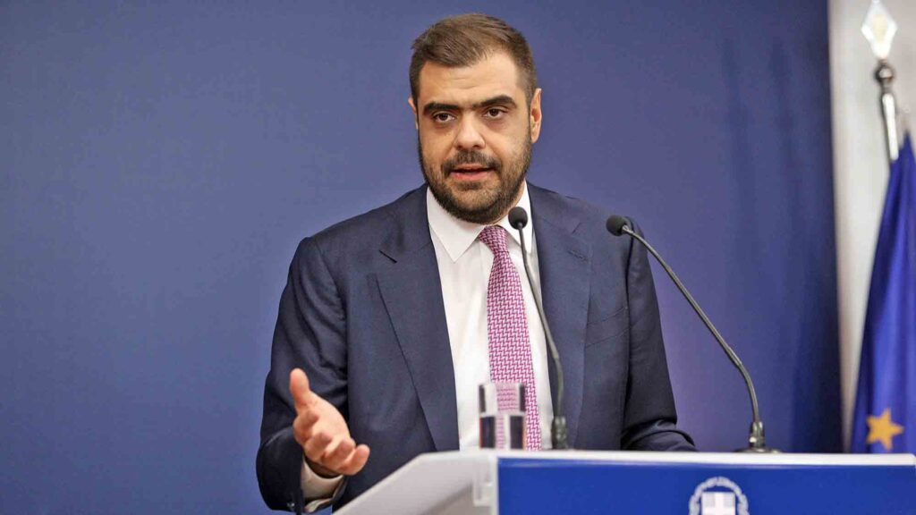 Κυβέρνηση: Στο τραπέζι και το ενδεχόμενο διακοπής των τελικών αν δεν επανέλθει το ήπιο κλίμα