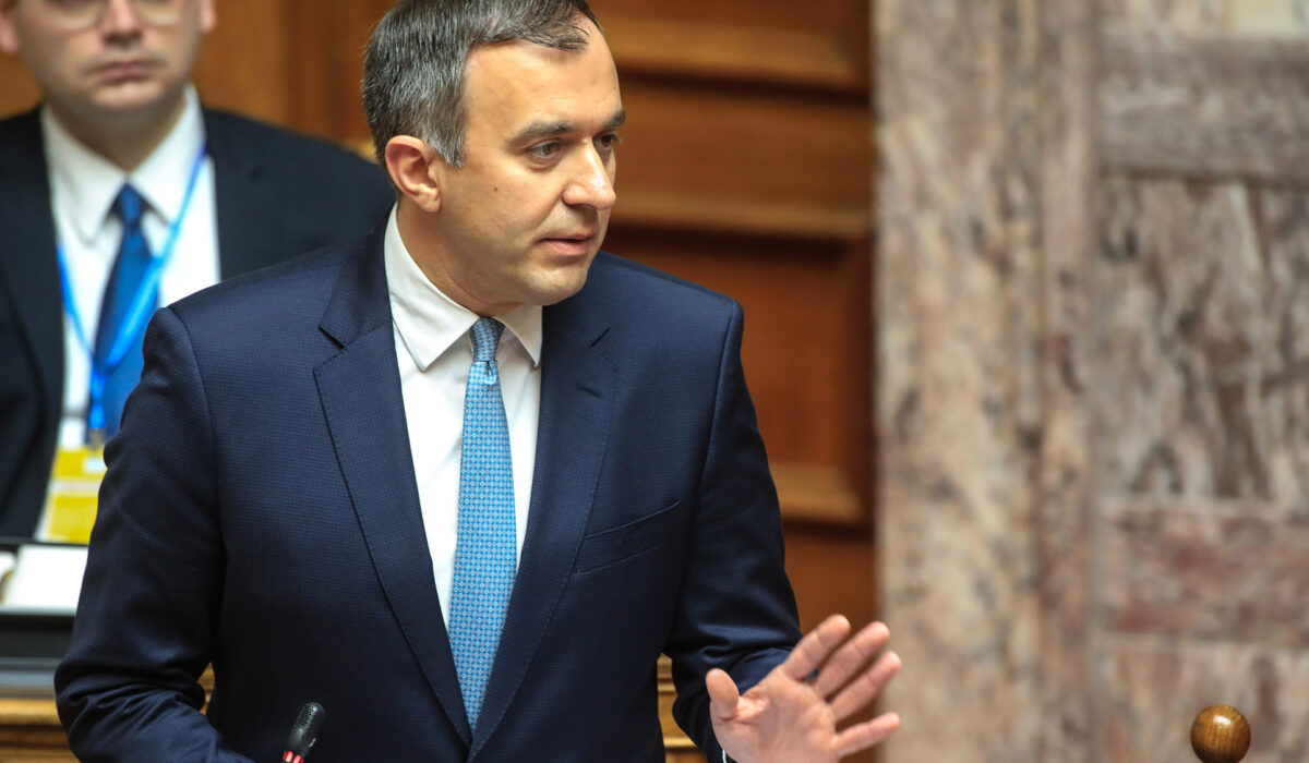 Δύο φορές οδηγήθηκε σε καταφύγιο ο Χατζηβασιλείου στο Κίεβο