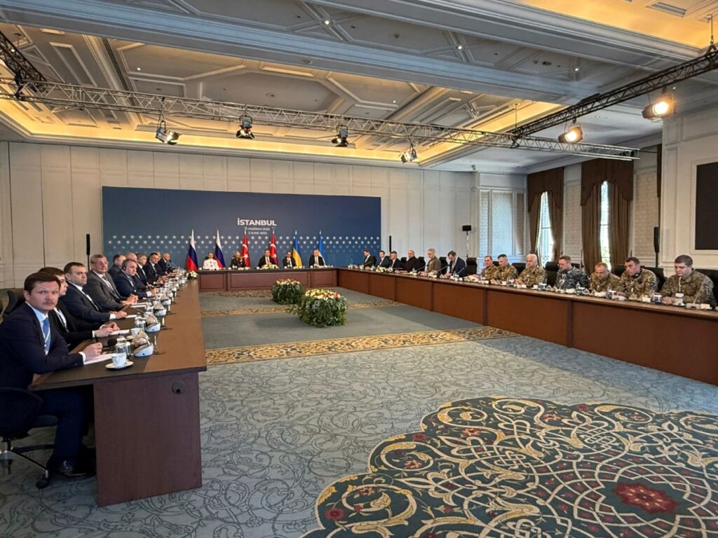 Live: Συνομιλίες εξπρές Ρωσίας και Ουκρανίας στην Κωνσταντινούπολη – Κράτησαν μόλις μια ώρα