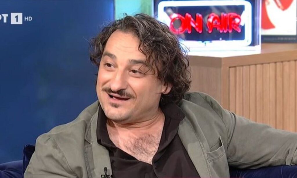 Βασίλης Χαραλαμπόπουλος