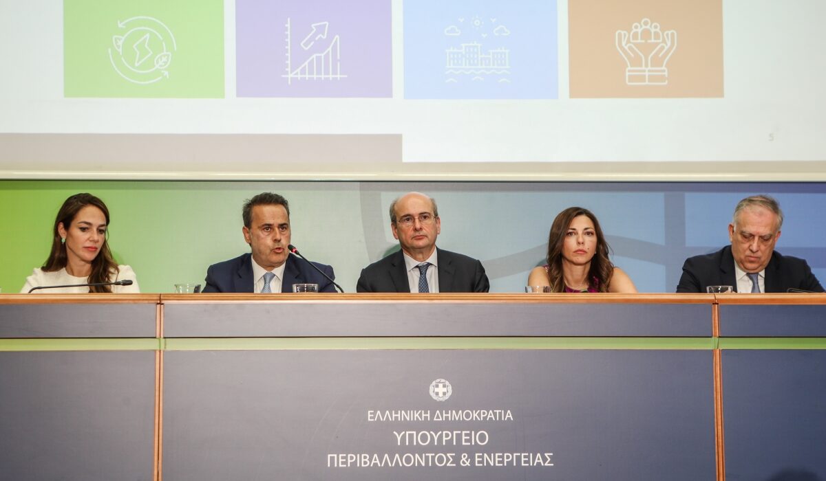Ταμείο Ανάκαμψης: 8 δισ. ευρώ για περιβάλλον, ανάπτυξη, καθημερινότητα, κοινωνική συνοχή