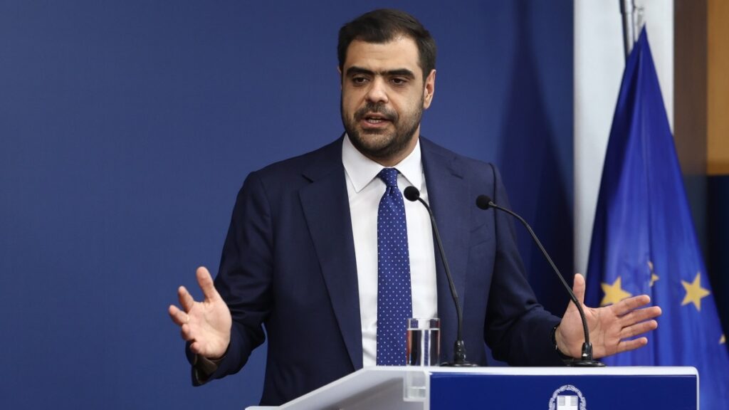 Κυβερνητική παρέμβαση μετά τη ζούγκλα στο ΣΕΦ: Ανακοινώσεις Μαρινάκη – Χρυσοχοΐδης: Κανένας υπεράνω του νόμου