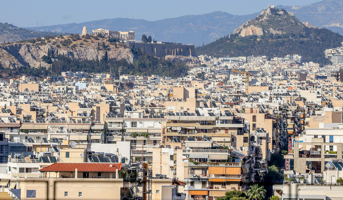 Δεν φτάνουν τα λεφτά – 1 στους 3 Έλληνες δαπανά το 40% του εισοδήματος για στέγαση