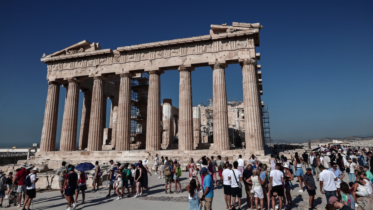 Ο καύσωνας βάζει «λουκέτο» στην Ακρόπολη - Οι ώρες