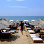 Χαλκιδική: Λουκέτο σε beach bar στη Χαλκιδική - Στις 3.000 ήδη οι καταγγελίες στην πλατφόρμα MyCoast