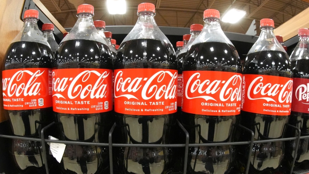 Ο Τραμπ αλλάζει τη συνταγή της Coca Cola - «Είναι καλύτερη έτσι!»