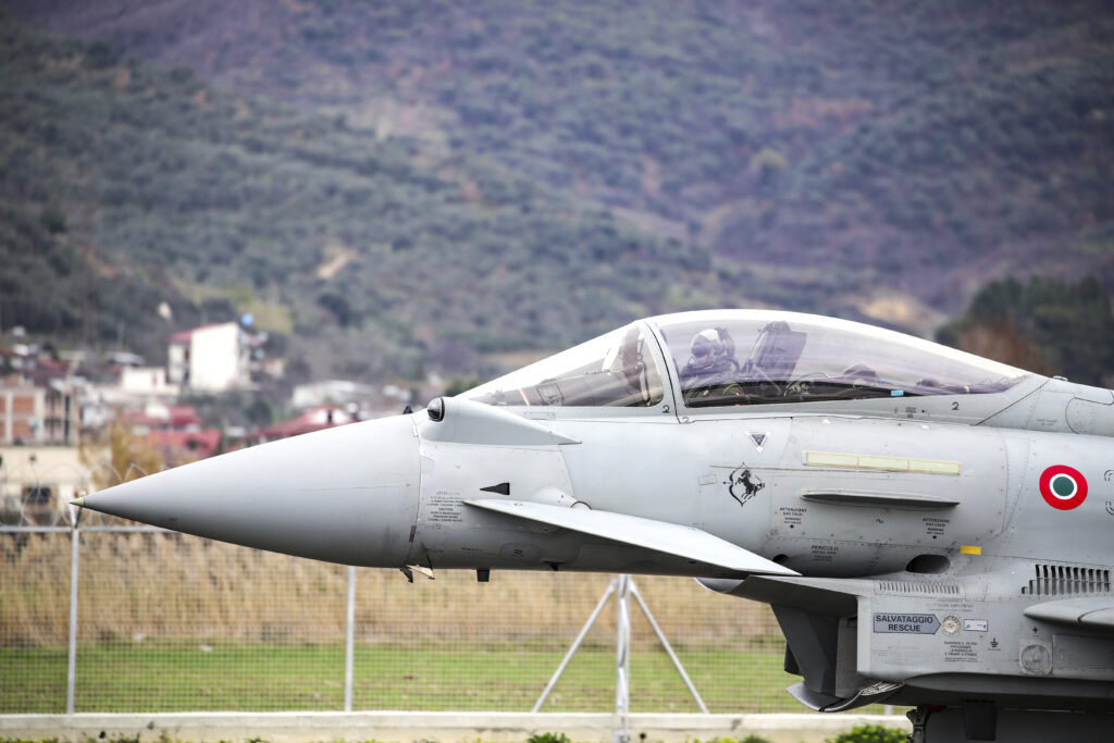 «Πράσινο φως» για 40 Eurofighter στην Τουρκία: Υπέγραψε μνημόνιο με τη Βρετανία