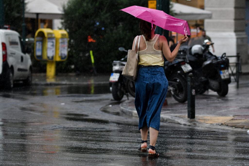 Κακοκαιρία με καταιγίδες και χαλάζι τις επόμενες ώρες – Πού θα χτυπήσει