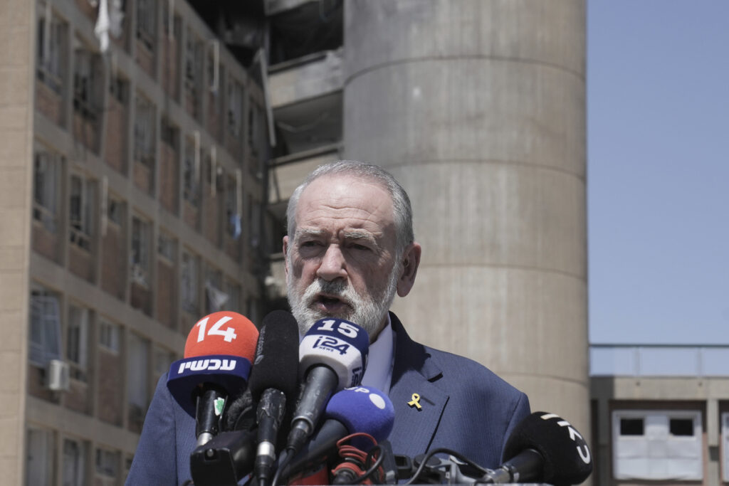 Αμερικανός πρέσβης κατακεραυνώνει τον Μακρόν για την Παλαιστίνη: «Πολύ ηλίθια» απόφαση – «Σαν να χαρίζεις τη νίκη στους Ναζί»
