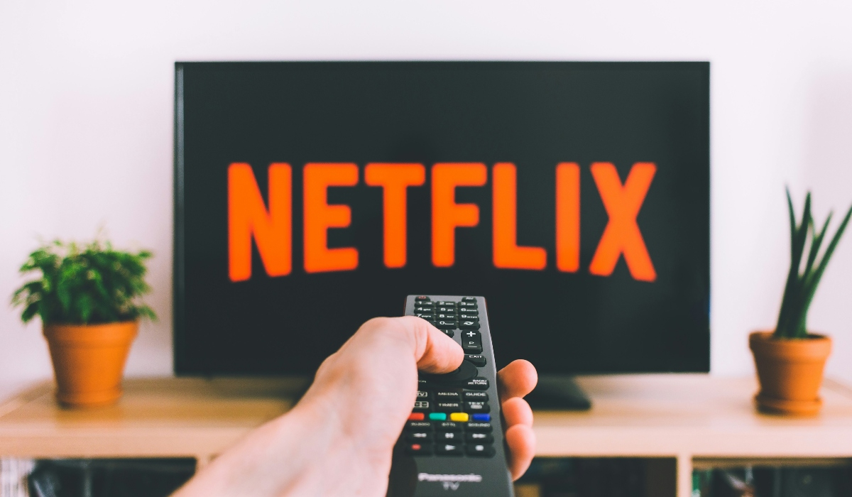 Το Netflix «πήγε» διάστημα - Νέο πρόγραμμα «έκπληξη» από αυτό το καλοκαίρι