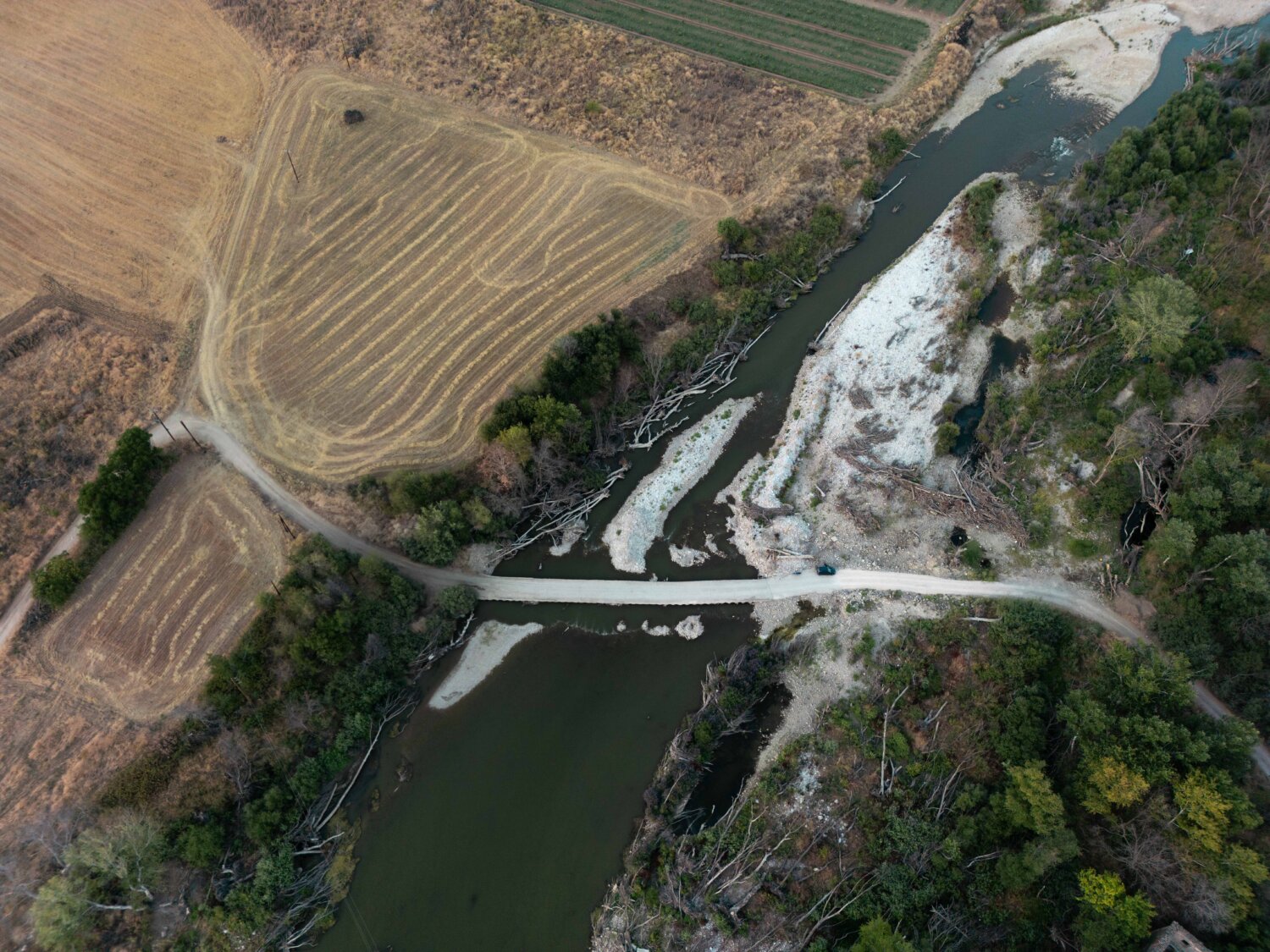 Στερεύει ο Πηνειός - Η λειψυδρία απειλεί τη Θεσσαλία με ερημοποίηση (εικόνες) 6 Στερεύει ο Πηνειός - Η λειψυδρία απειλεί τη Θεσσαλία με ερημοποίηση (εικόνες)