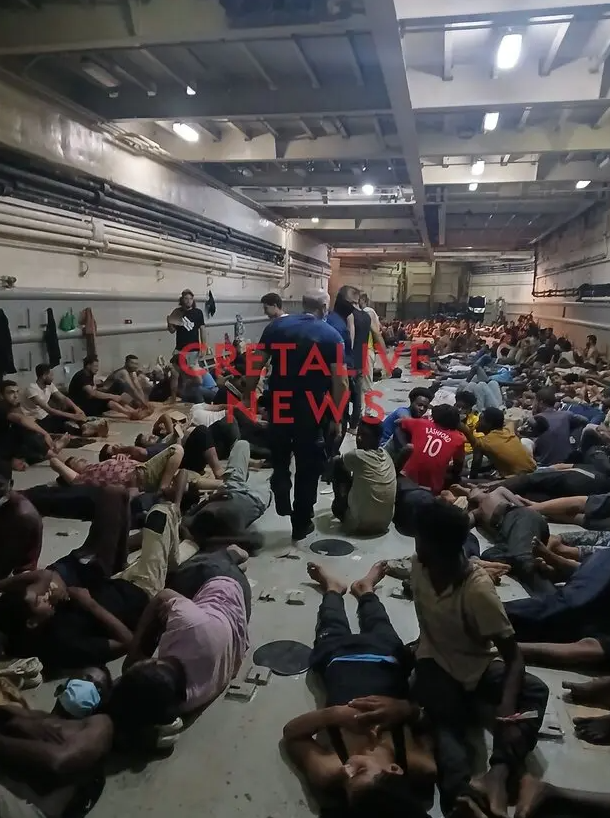 Αστυνομικοί καταγγέλλουν τις άθλιες συνθήκες μεταγωγής μεταναστών 1 Αστυνομικοί καταγγέλλουν τις άθλιες συνθήκες μεταγωγής μεταναστών