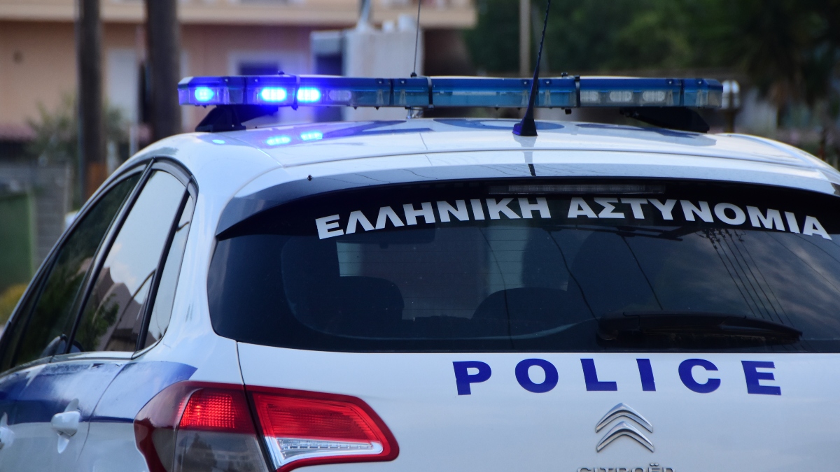 Θεσσαλονίκη: Μεθυσμένος 35χρονος προκάλεσε τροχαίο και επιτέθηκε σε αστυνομικούς