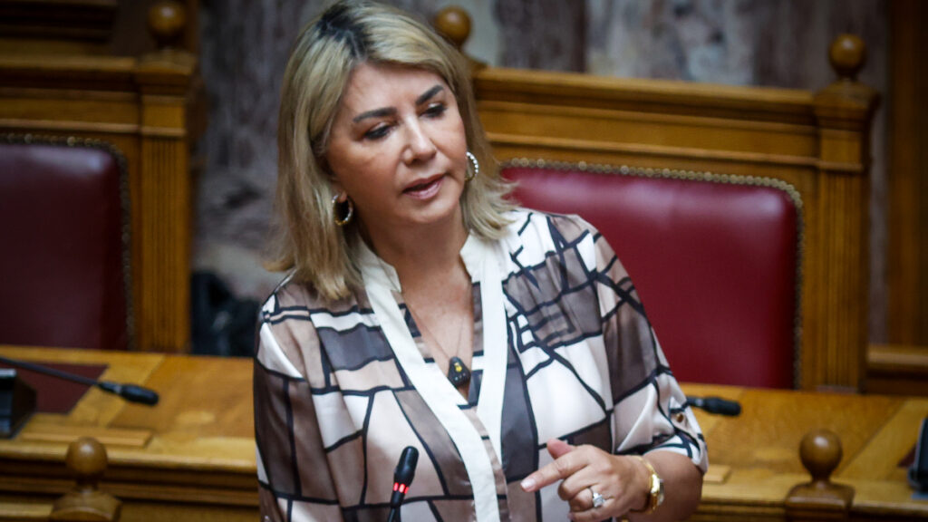 Ζέττα Μακρή για εκβιασμό από δημοσιογράφο: «Τον γνώριζα, μου ζήτησε χρήματα για μην γράφει αρνητικά δημοσιεύματα»