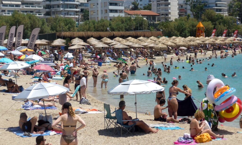 Έγινε της… Γάζας σε beach bar στον Άλιμο – Σύρος δάγκωσε στο αυτί Ισραηλινό τουρίστα