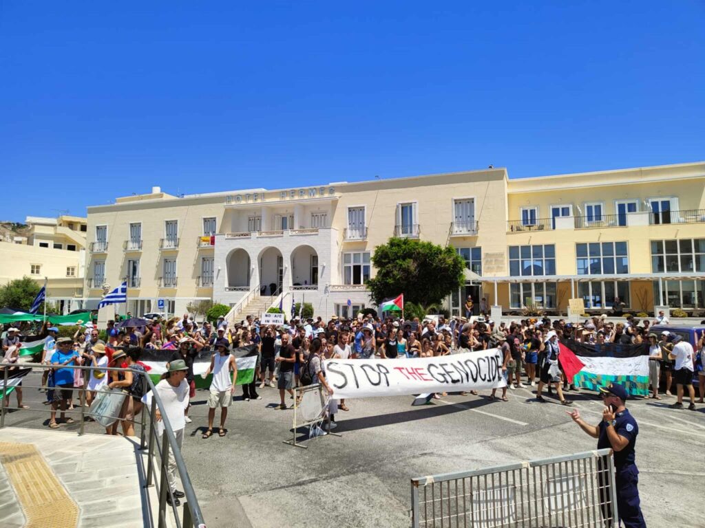 Ισραηλινός πρέσβης για το «μπλόκο» στη Σύρο – «Οι Ισραηλινοί έρχονται συχνά στην Ελλάδα και δαπανούν γενναιόδωρα»