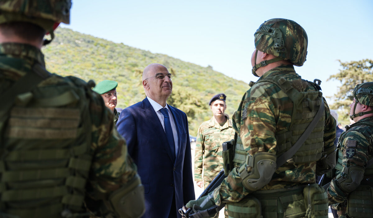 Τέλος η θητεία σε Ναυτικό και Αεροπορία, μισθός έως 100 ευρώ στους φαντάρους – Ριζικές αλλαγές στον στρατό ανακοινώνει ο Δένδιας