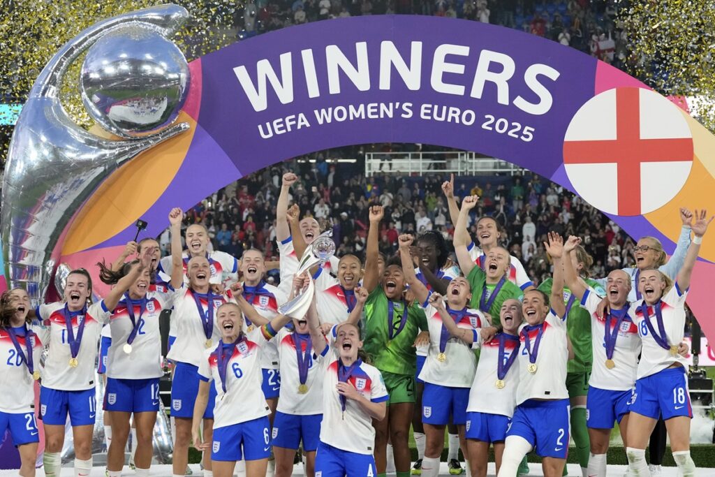 Euro 2025 γυναικών: Η Αγγλία έκανε το back-to-back και πήρε το τρόπαιο σε τελικό – θρίλερ