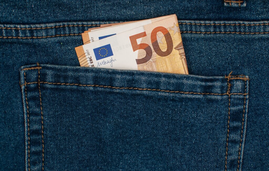 εξοικονόμηση χρημάτων