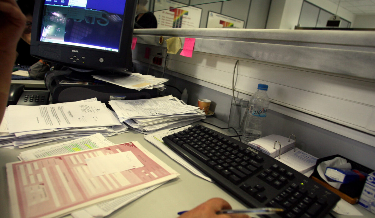 Φορολογικές δηλώσεις 2025: Τι ώρα κλείνει οριστικά η υποβολή - Πόσοι έχουν επιστροφή