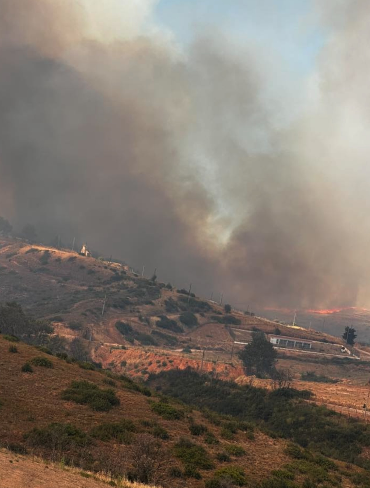 Πού έχει φωτιές τώρα - Σε πύρινο κλοιό η Ελλάδα 5 Πού έχει φωτιές τώρα - Σε πύρινο κλοιό η Ελλάδα