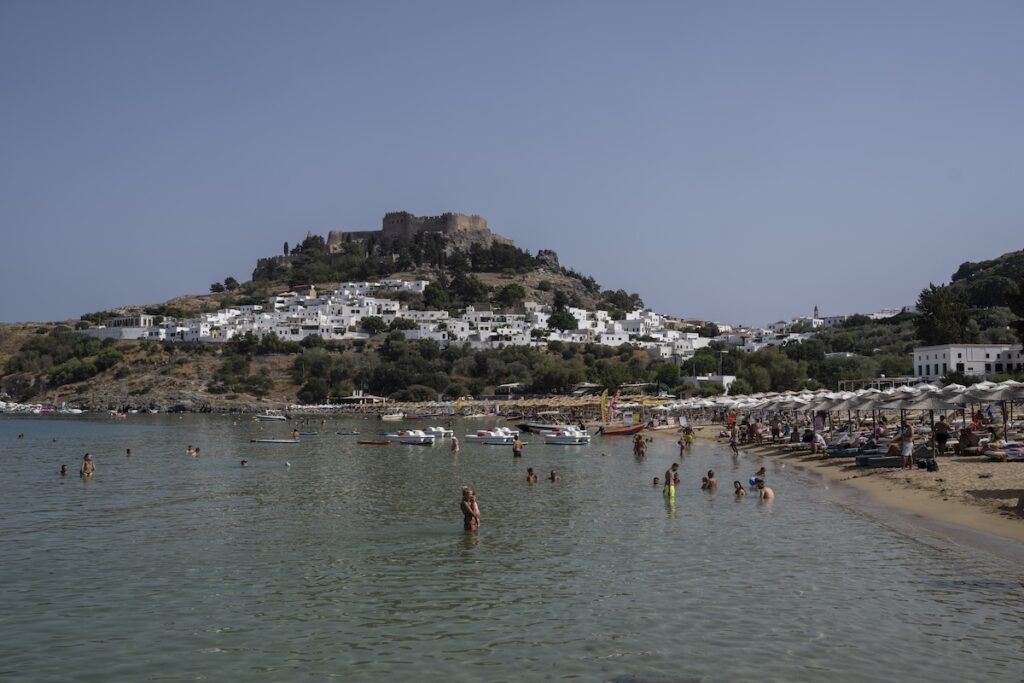 Καιρός Καύσωνας Ρόδος Θάλασσα