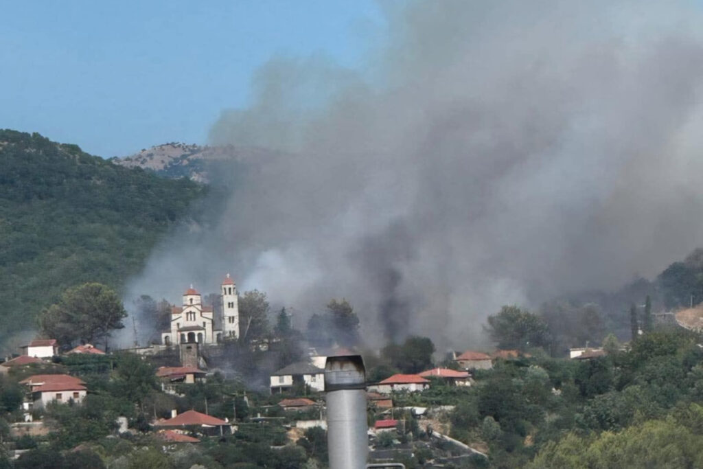 Φωτιά στα ελληνοαλβανικά σύνορα: Κάηκαν τρία σπίτια στην Κακαβιά – Στο νοσοκομείο δύο ομογενείς