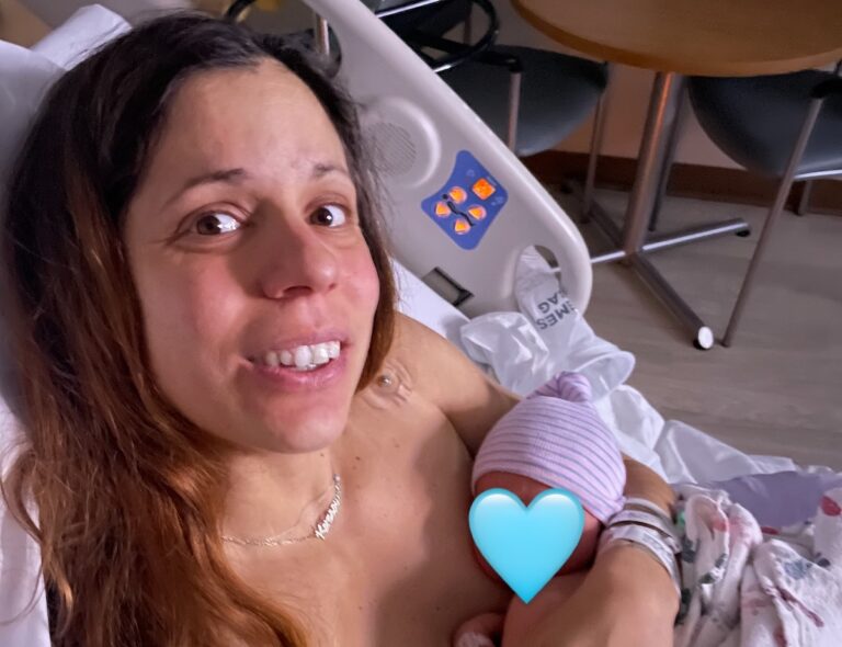 &Kappa;&alpha;&tau;&epsilon;&rho;ί&nu;&alpha; &Sigma;&tau;&epsilon;&phi;&alpha;&nu;ί&delta;&eta;