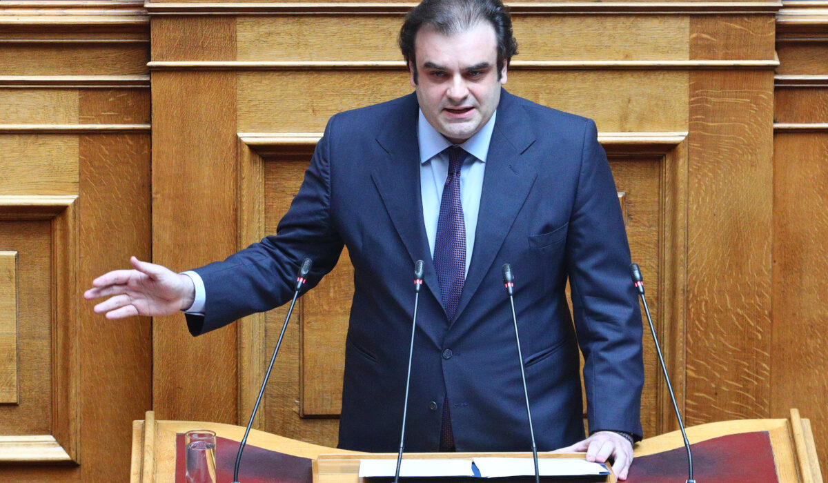 Ο υπουργός Εθνικής Οικονομίας & Οικονομικών Κυριάκος Πιερρακάκης στη Βουλή