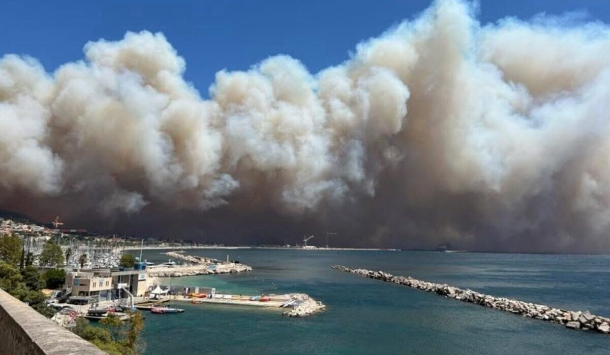 Εικόνες Αποκάλυψης στη Μασσαλία: Χιλιάδες στρέμματα έγιναν στάχτη, ζημιές σε κτίρια (Βίντεο)