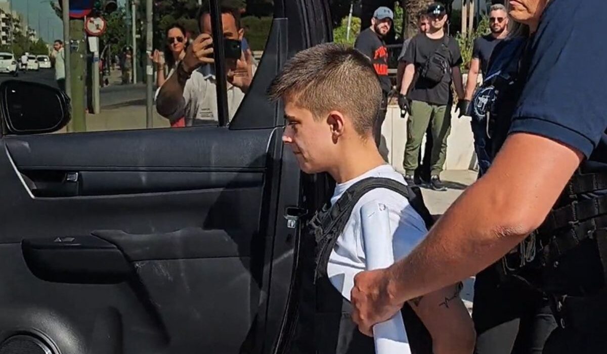 Ώρα μηδέν για την Ειρήνη Μουρτζούκου: Οι ερωτήσεις που έκανε στους δημοσιογράφους πριν τη σύλληψή της