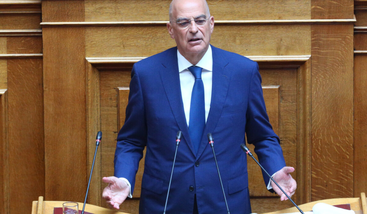 Ο υπουργός Εθνικής Άμυνας Νίκος Δένδιας στη Βουλή