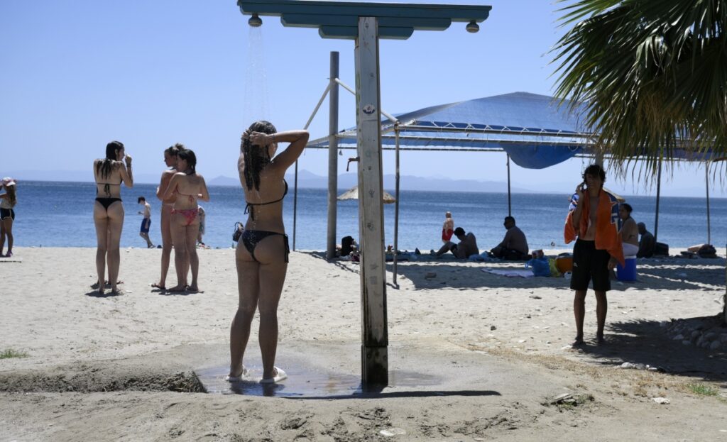 Ανατροπή με τον καύσωνα: Πόσο θα διαρκέσει και μέχρι που θα φτάσει το θερμόμετρο