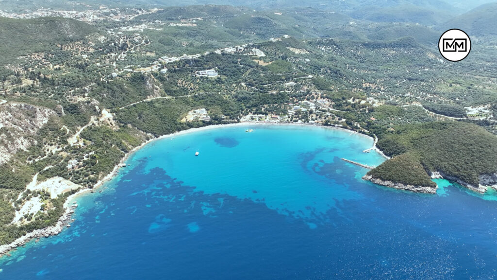 Η άγνωστη «Βοϊδοκοιλιά» της Ηπείρου με κρυστάλλινα νερά