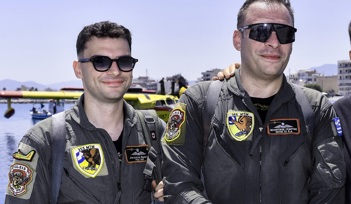«Είχε θέμα ο κινητήρας» – Οι πιλότοι του Canadair μιλούν για την αναγκαστική προσθαλάσσωση