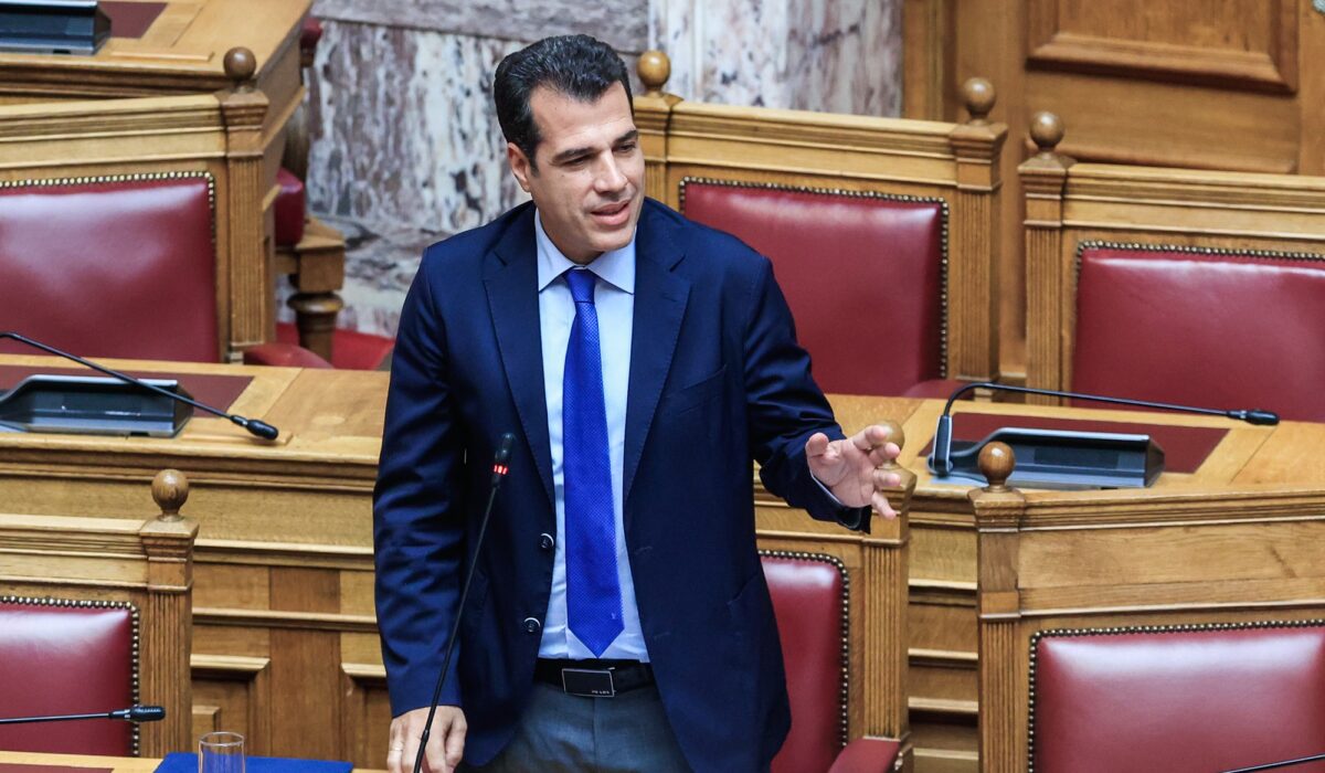 Θάνος Πλεύρης