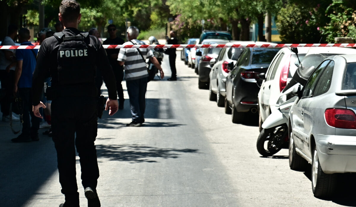 Πυροβολισμοί σε καφετέρια στον Κολωνό