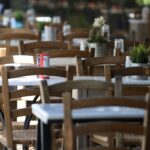 Καλοκαίρι με… λιτότητα: Οι Έλληνες κόβουν τις ταβέρνες – Βουτιά στις καταναλωτικές δαπάνες