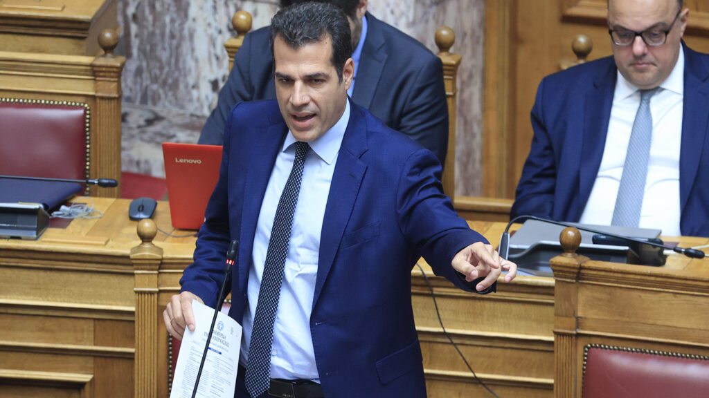 Θάνος Πλεύρης