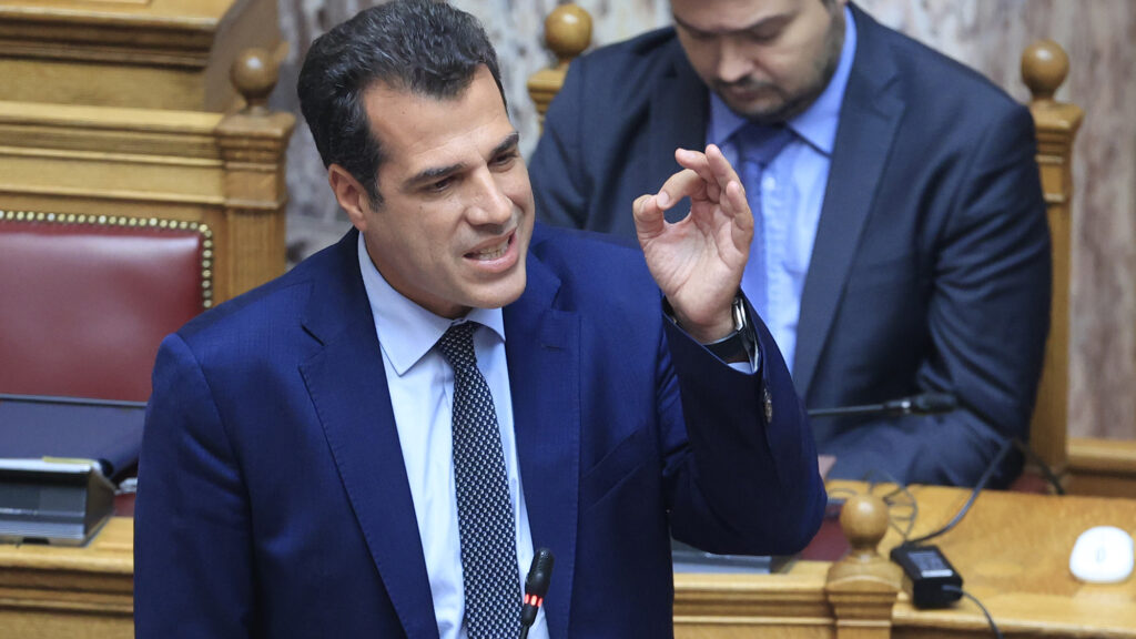 Θάνος Πλεύρης