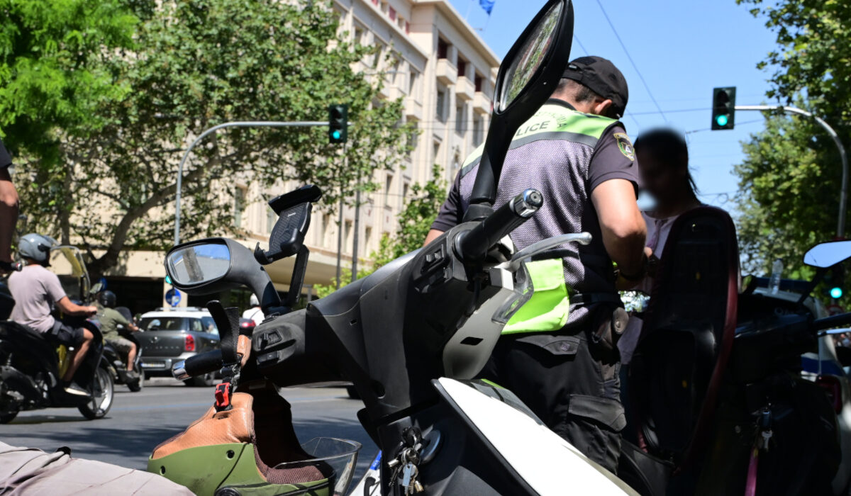 Τροχαία πρόστιμα κράνος