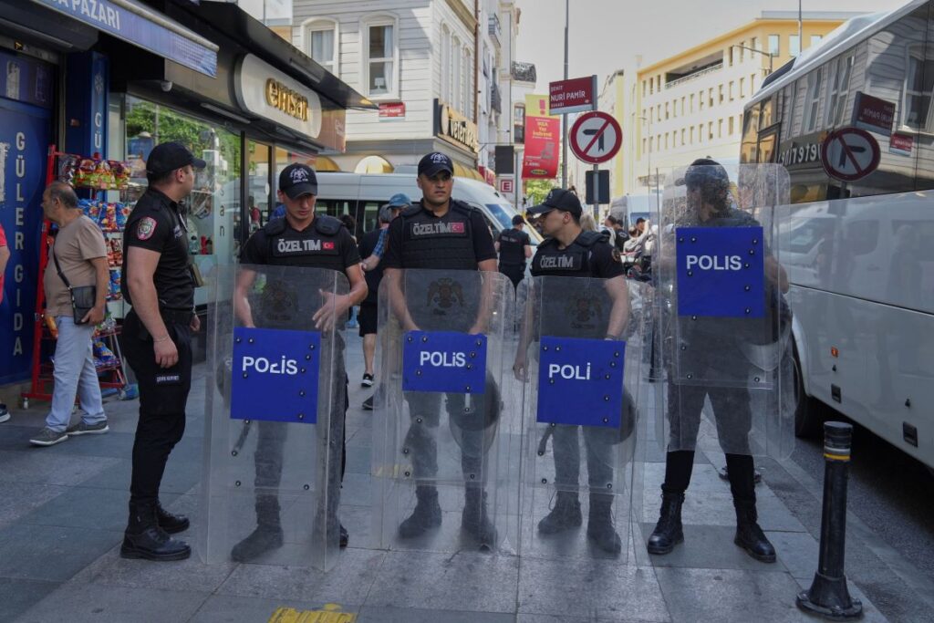 Τουρκία: Συνεχίζονται οι «εκκαθαρίσεις» πολιτικών αντιπάλων – Στη φυλακή άλλοι τρεις δήμαρχοι των Κεμαλιστών