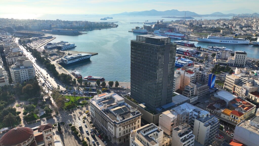 Σοκάρουν τα στοιχεία για τον βιασμό 14χρονης στον Πειραιά – Έστησαν «παγίδα» μέσω Tik Tok