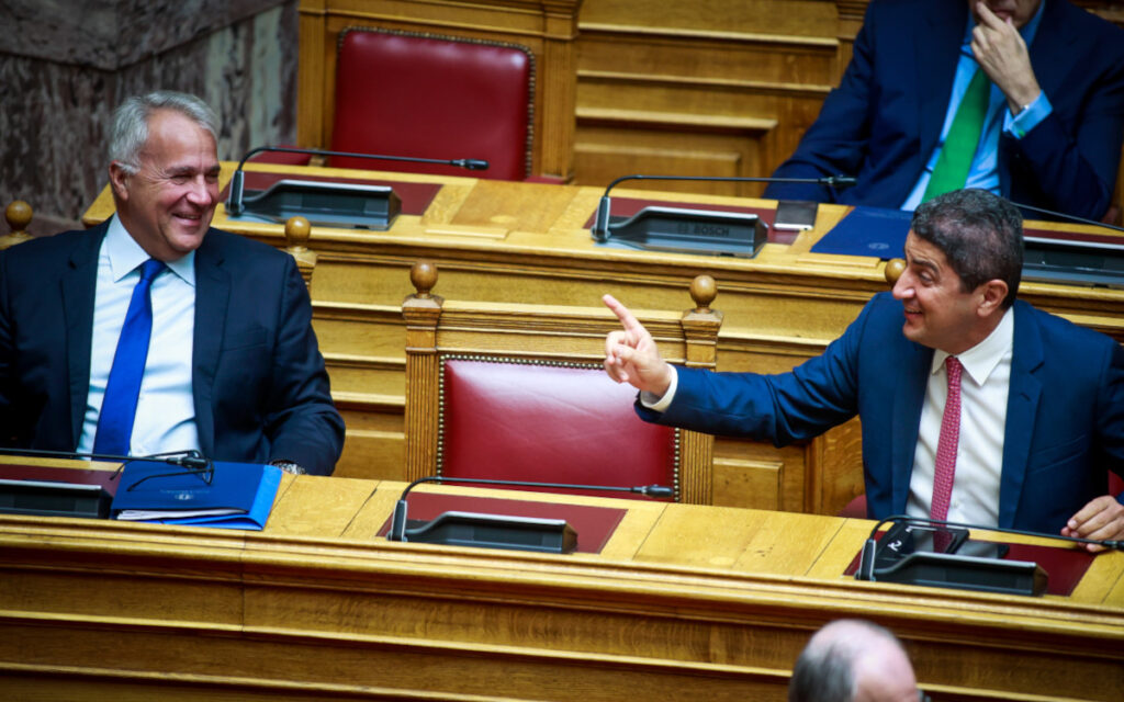 Μάκης Βορίδης Λευτέρης Αυγενάκης στη Βουλή